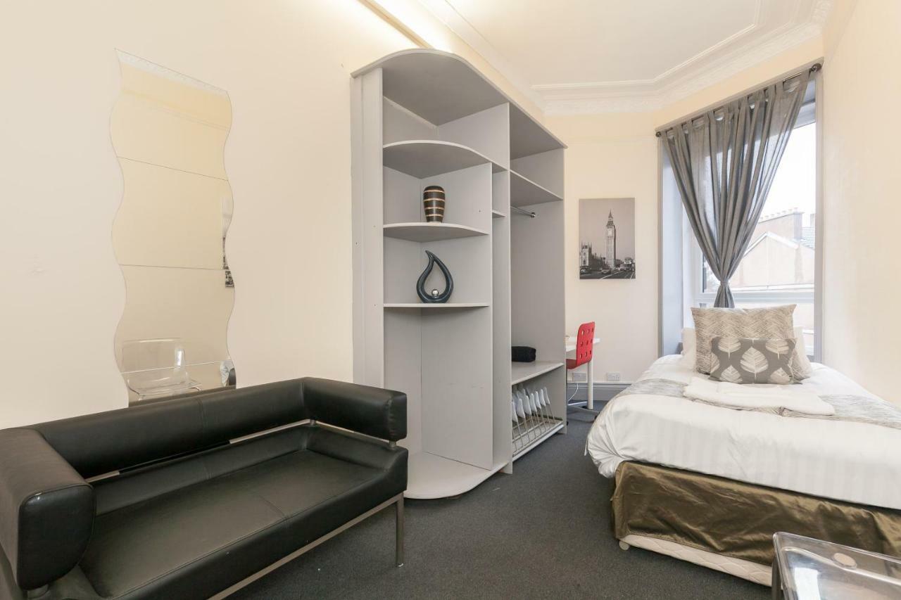 Oakshaw Guesthouse Πέισλι Εξωτερικό φωτογραφία